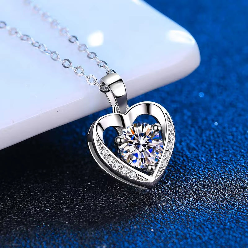 1 Carat Moissanite Pendant Necklace Sterling Silver Love Heart Necklace Mother'S Day Anniversary Birthday Gift for Women Girls