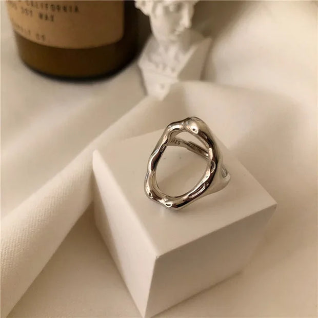 Gold Plated Oval Shell Rind Adjustable