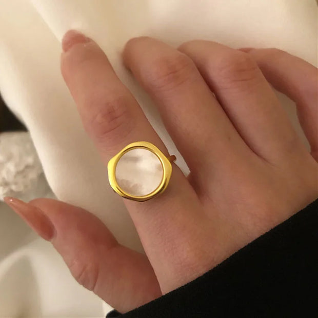 Gold Plated Oval Shell Rind Adjustable