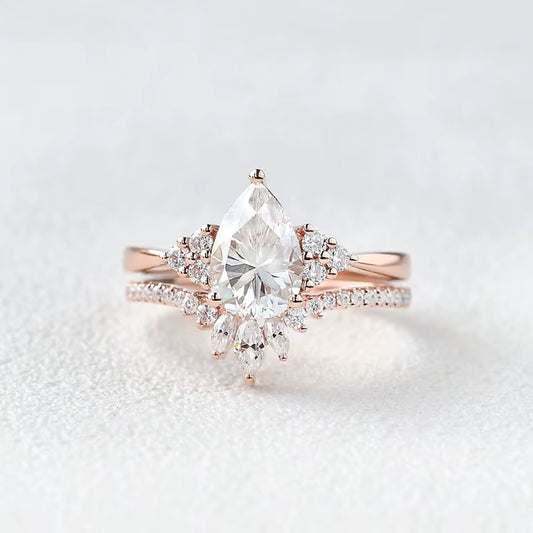 1.5Ct Pear Cut 6*9Mm Moissanite Engagement Ring Set 14K Rose Gold Cluster Stacking Curved Wedding Band Gift for Women
