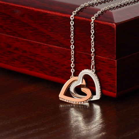 Make a statement Interlocking Hearts express your feelings💕
